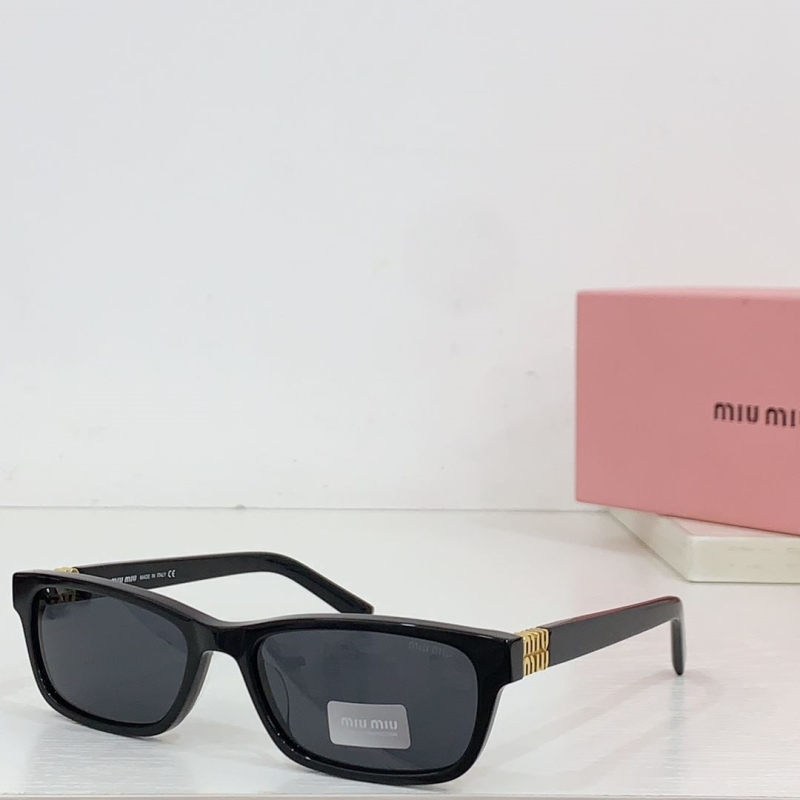 Miu miu Sunglasses